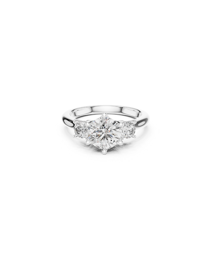 Round Shape Lab Grown Diamond Ring