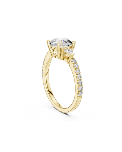 Round Shape Lab Grown Diamond Ring