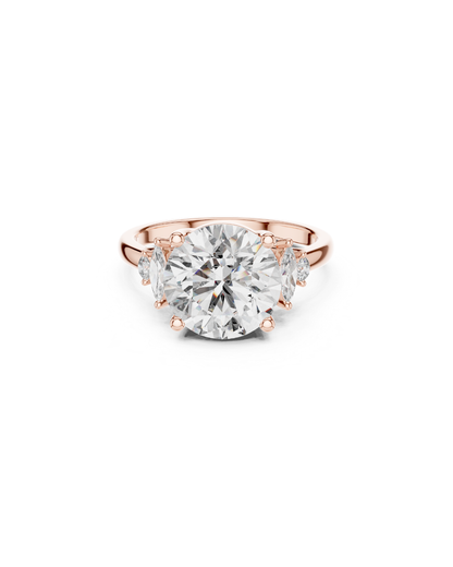 Round Shape Lab Grown Diamond Ring