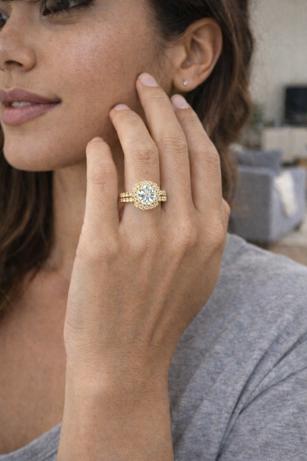 Round Shape Lab Grown Diamond Ring
