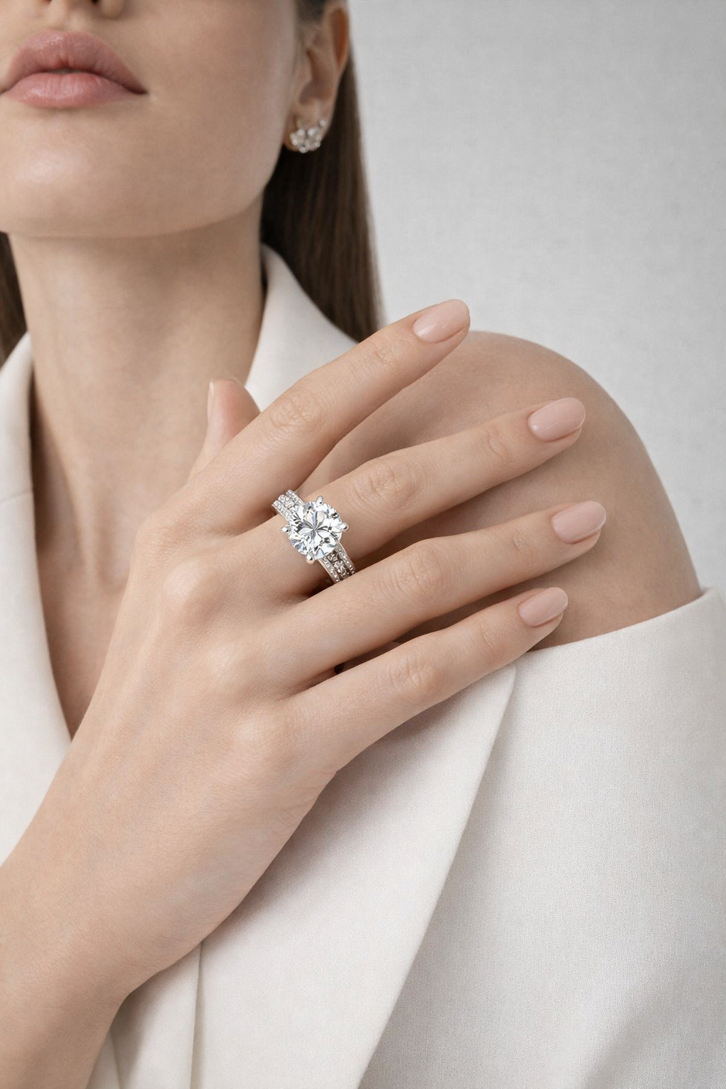 Round Shape Lab Grown Diamond Ring